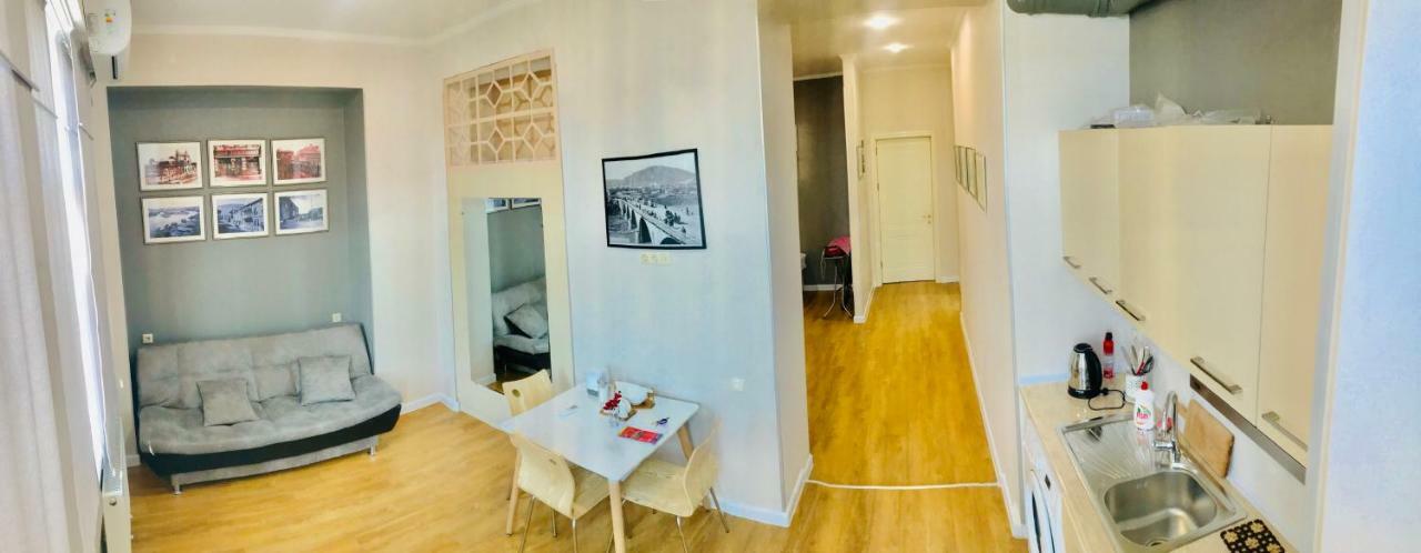 Cozy Konka Apartments Tbilisi Esterno foto