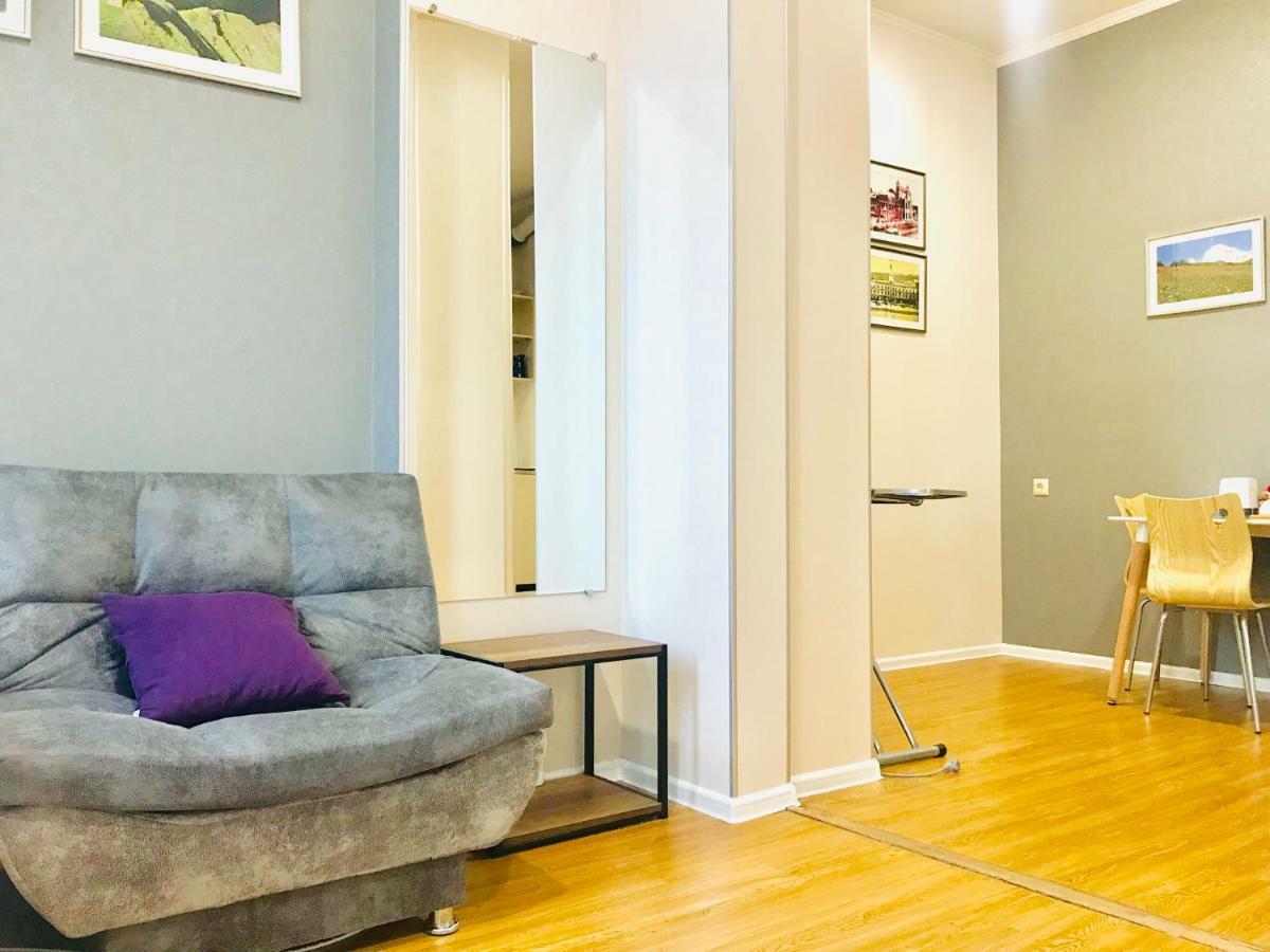 Cozy Konka Apartments Tbilisi Esterno foto